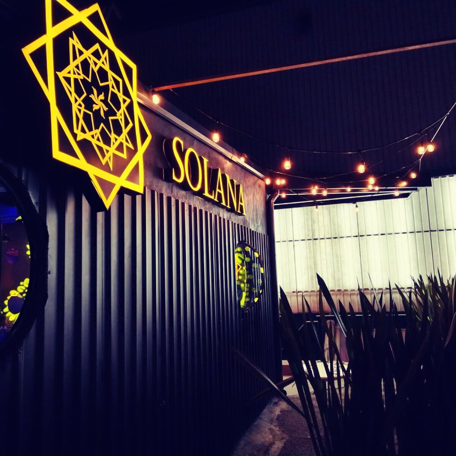 Fachada Solana